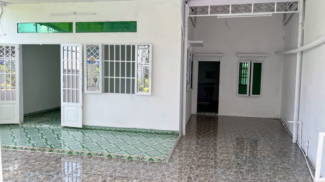 Bán gấp nhà cấp 4 đường số 6, P. Bình Trưng Đông, Quận 2