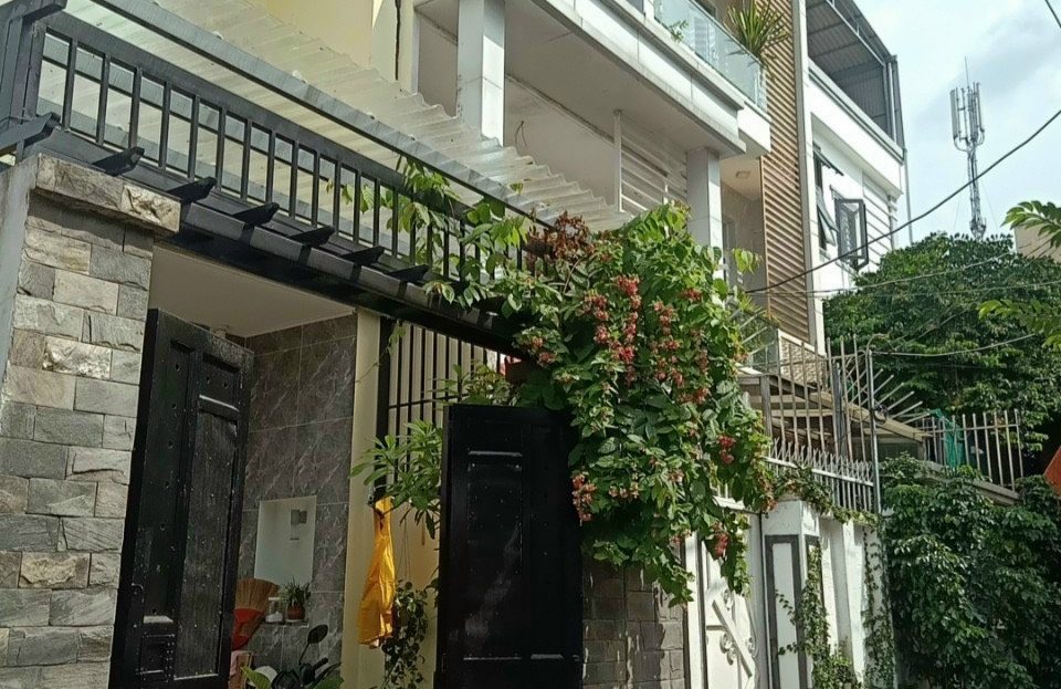 Bán nhà mới cực đẹp 2 mặt tiền hẻm rất thoáng