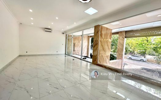Cho thuê toà nhà Mặt tiền đường Trương Văn Bang 6 tầng DTSD ~1500m2 P. Thạnh Mỹ Lợi Quận 2