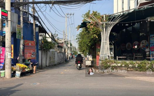 Bán nhà mặt tiền đường 197, Hoàng Hữu Nam, Quận 9 gần bệnh viện Ung Bướu 8,7 tỷ/140m²