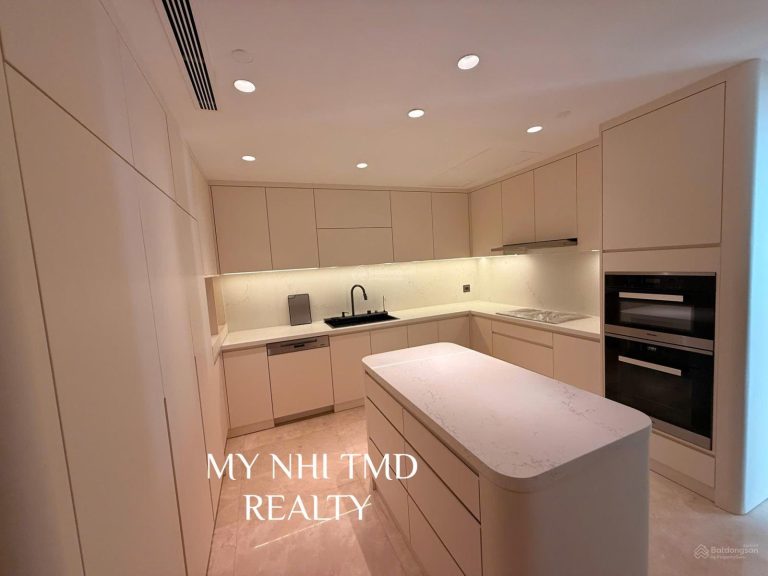 Cho thuê The Albany 3PN 235m2 – Mới cải tạo nhà | Giá tốt 150 triệu/tháng